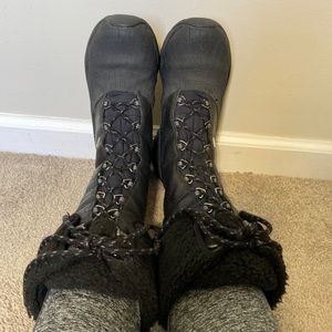 Ahnu winter boots